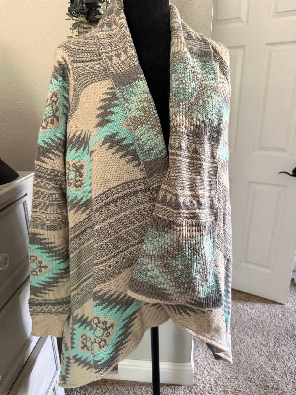 Dreamers Mint and Cream Aztec Open-Front Cardigan